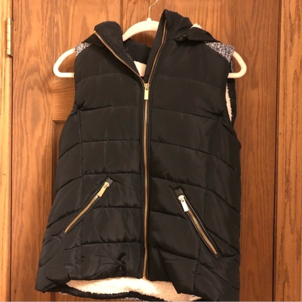 Charlotte Russe Sherpa Vest in Navy with Rose Gold Detail and Sweater Back.